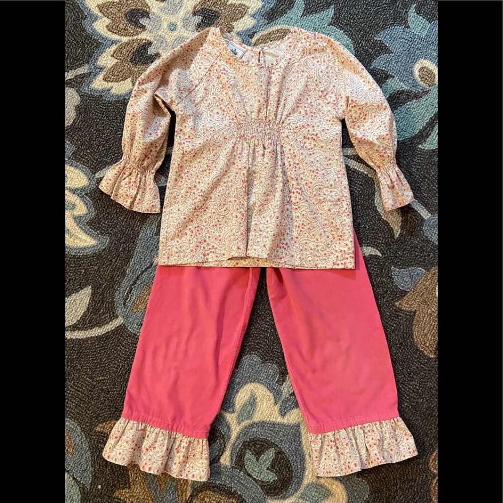 GIRLS 2 piece outfit by Castles & Crowns size 7-8
